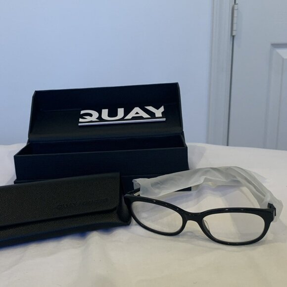 Quay Lucky You Glasses Black clear lens - Picture 1 of 9